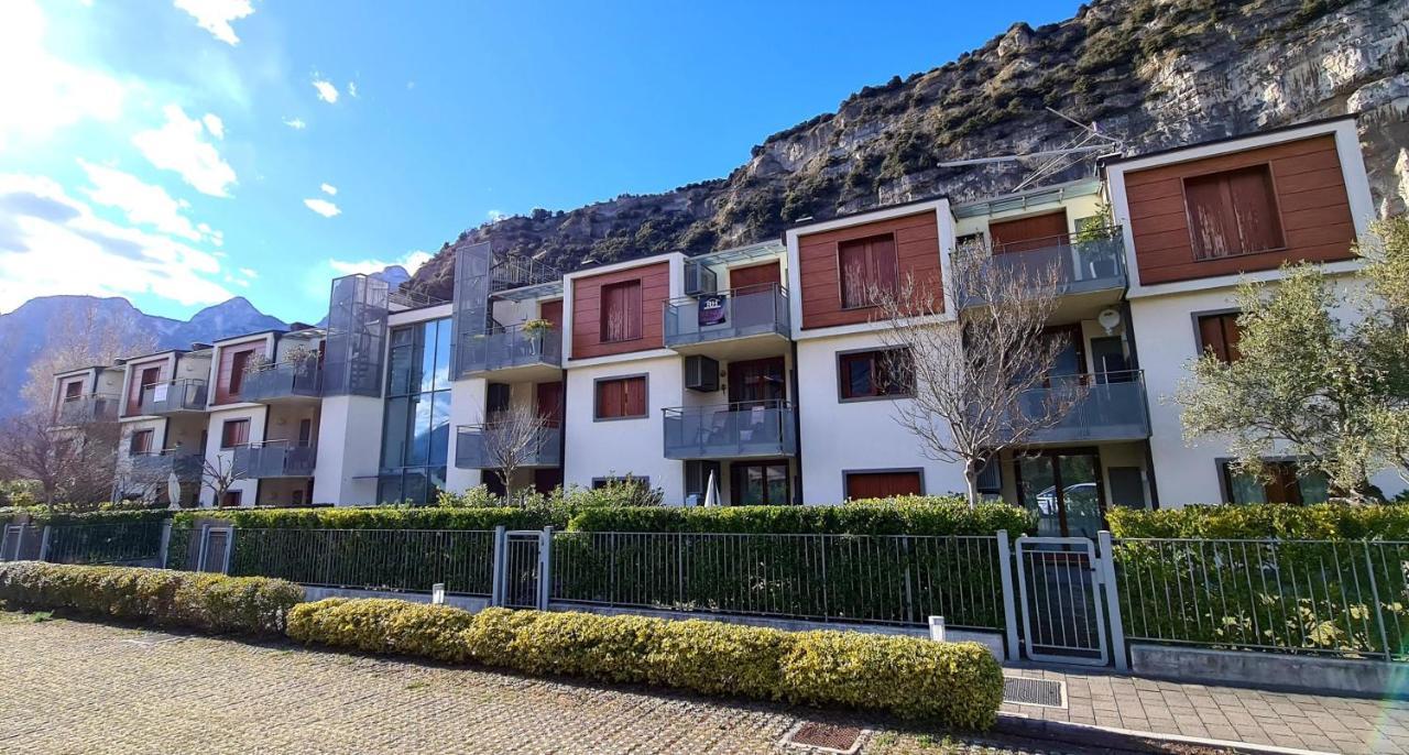 Garda Lake Aloha Apartments Torbole Sul Garda Екстериор снимка
