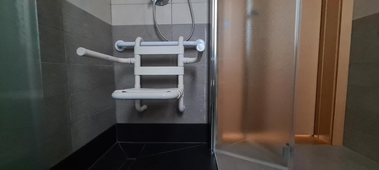 Garda Lake Aloha Apartments Torbole Sul Garda Екстериор снимка